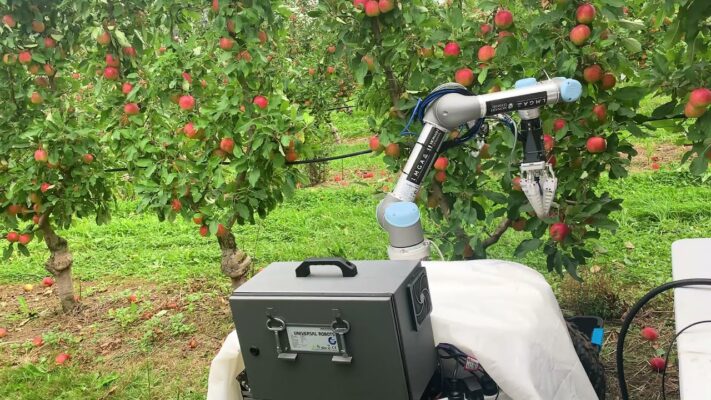 Foto Mesin Pertanian Modern Mesin Robot Pemetik Buah