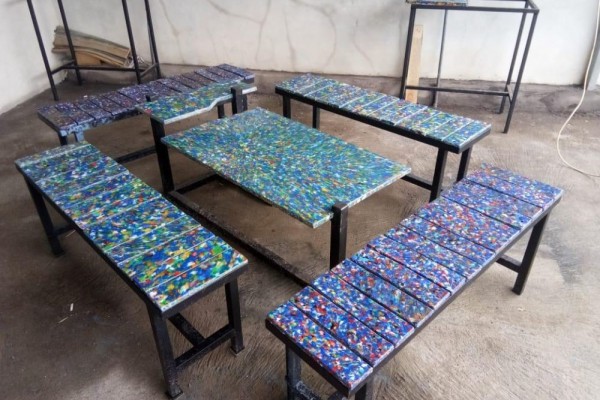 hasil furniture dari sampah